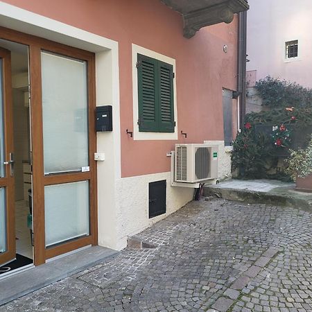 Ca' Vegia Apartment Gravedona Bagian luar foto