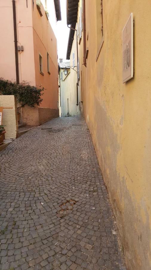 Ca' Vegia Apartment Gravedona Bagian luar foto